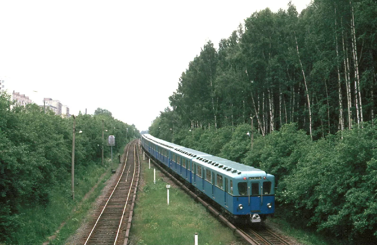Москва — Метрополитен — [3] Арбатско-Покровская линия; Москва — Метрополитен — Подвижной состав — Д; Москва — Метрополитен — Исторические фотографии (1933-1991)