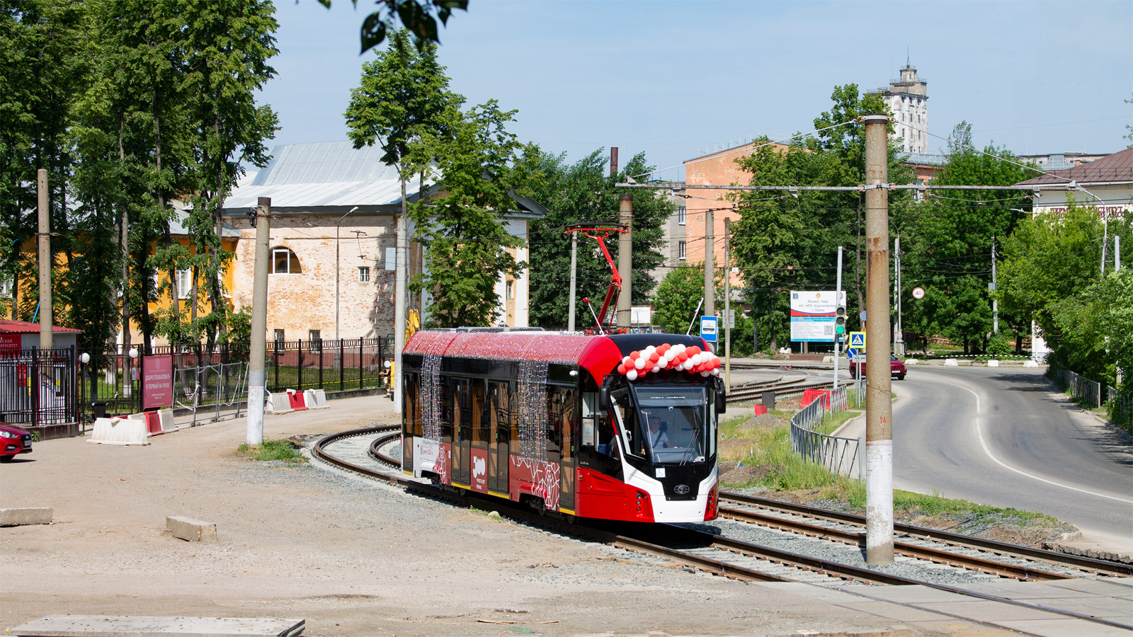 Пермь, 71-911ЕМ «Львёнок» № 6943; Пермь — Парад трамваев в честь дня города Перми