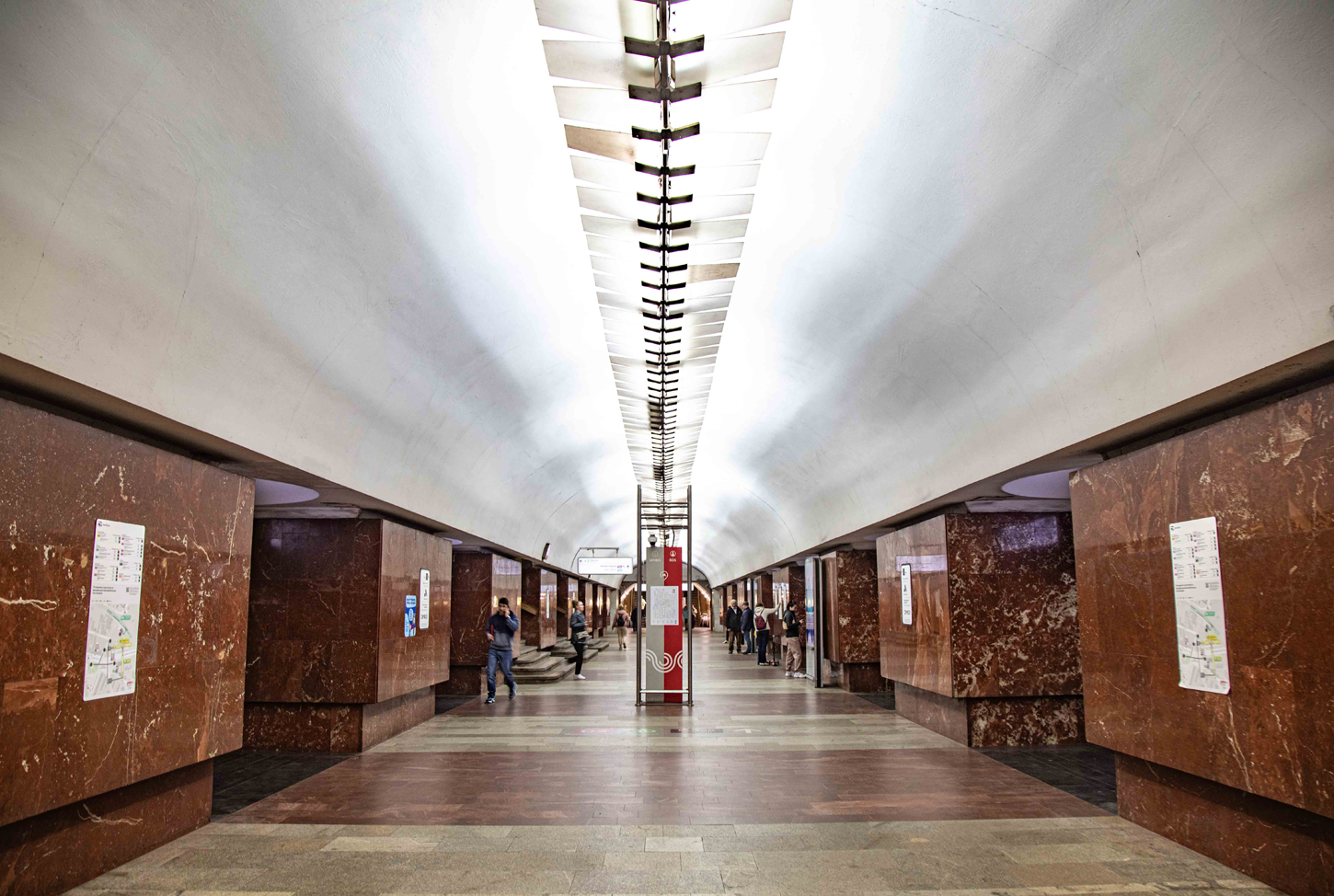 Москва — Метрополитен — [8] Калининско-Солнцевская линия