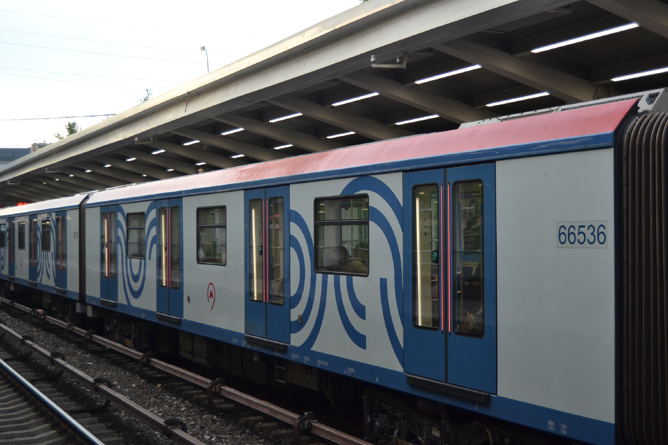 Moskva, 81-766.2 “Moskva” Br. 66536