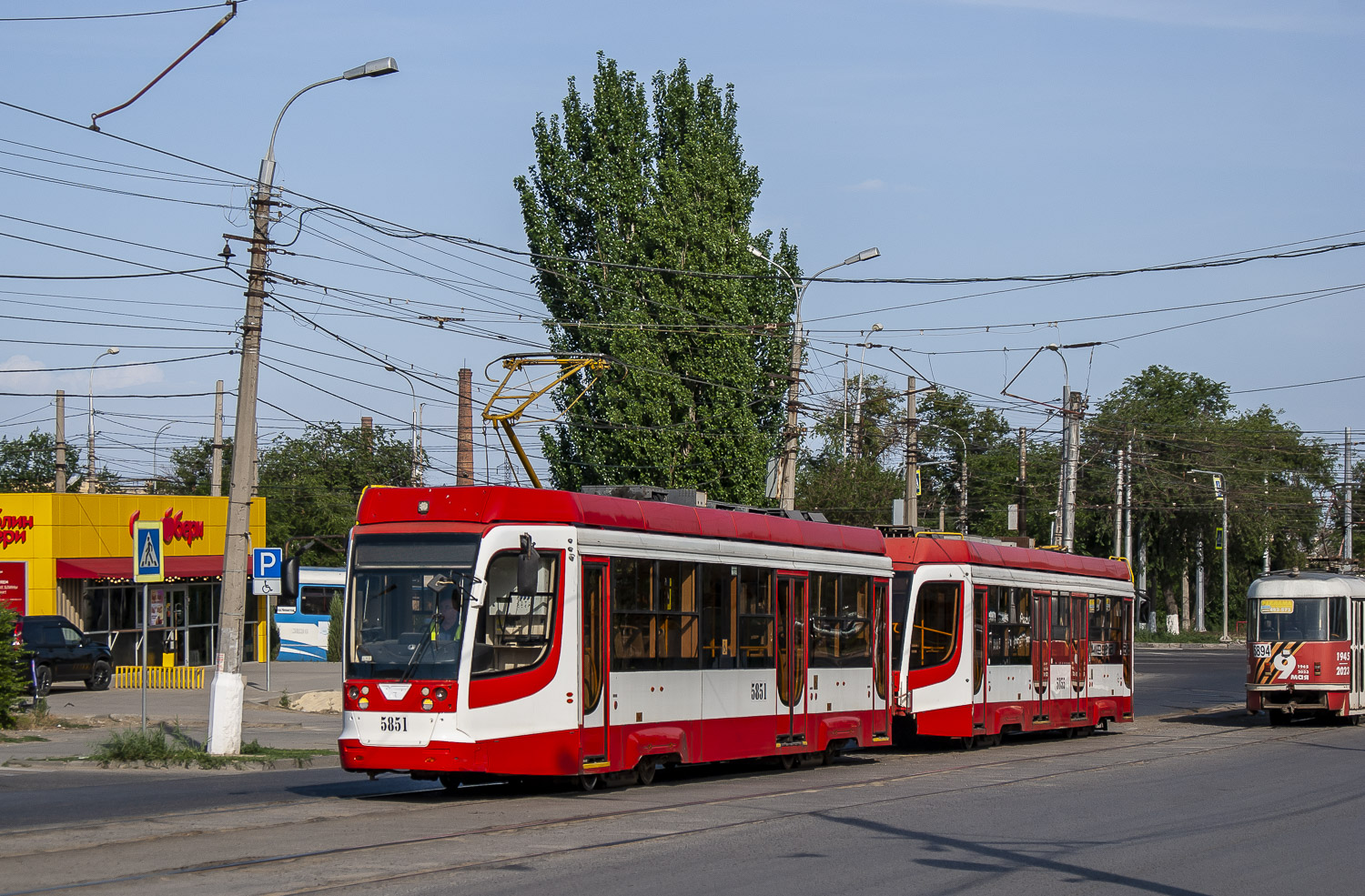 Волгоград, 71-623-03 № 5851