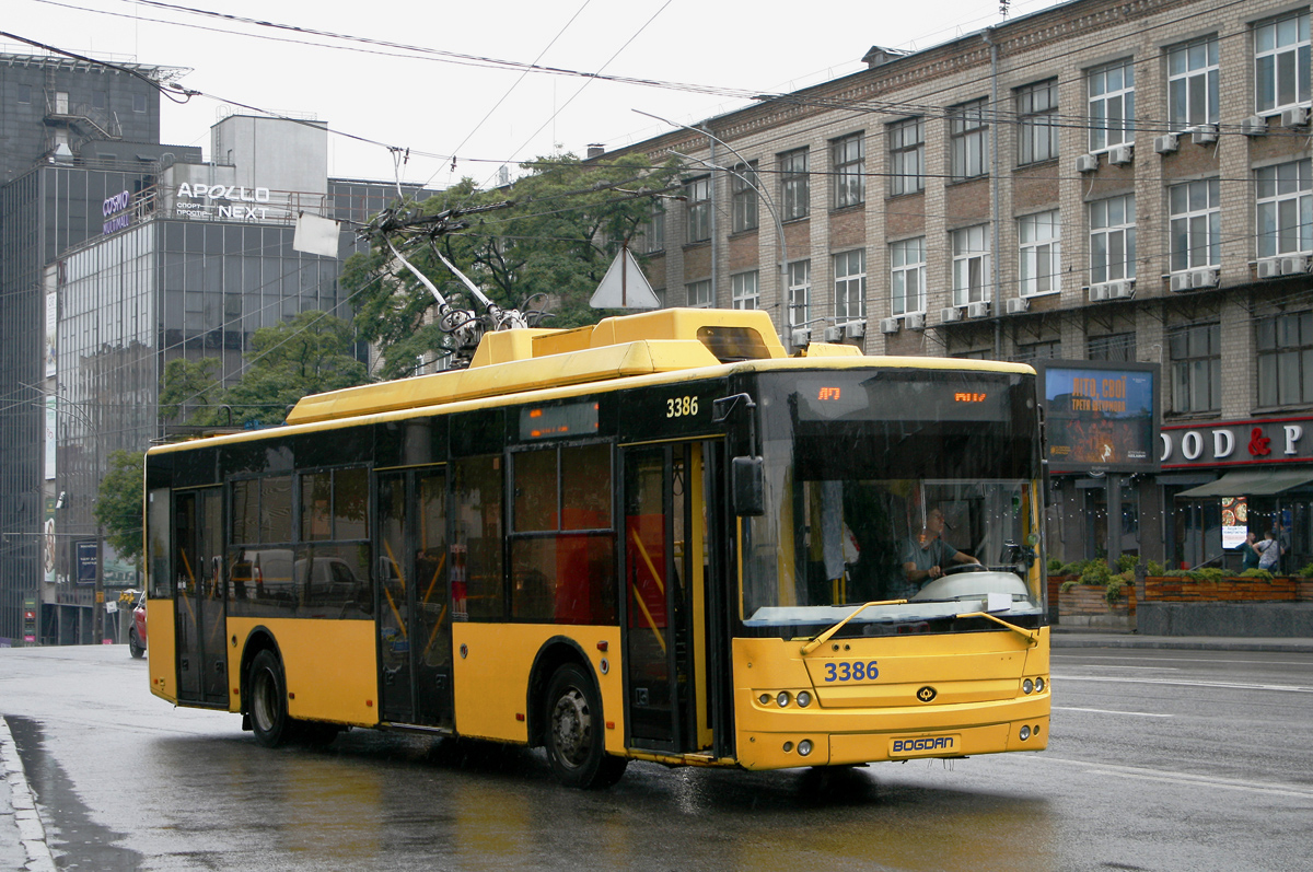 Киев, Богдан Т70110 № 3386