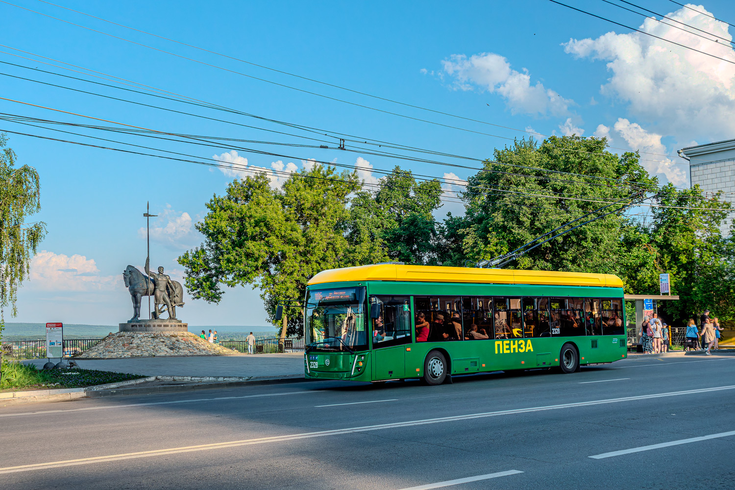 Пенза, УТТЗ-6241.01 «Горожанин» № 2328