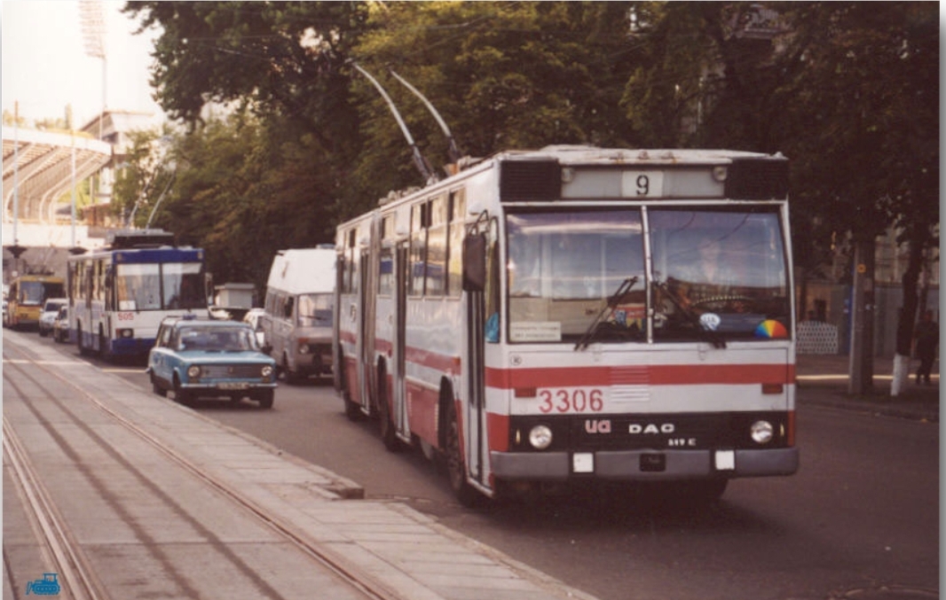 Киев, DAC 217E № 3306; Киев — Исторические фотографии