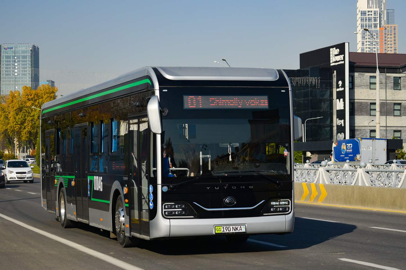 Ташкент, Yutong ZK6126BEVG № 01046