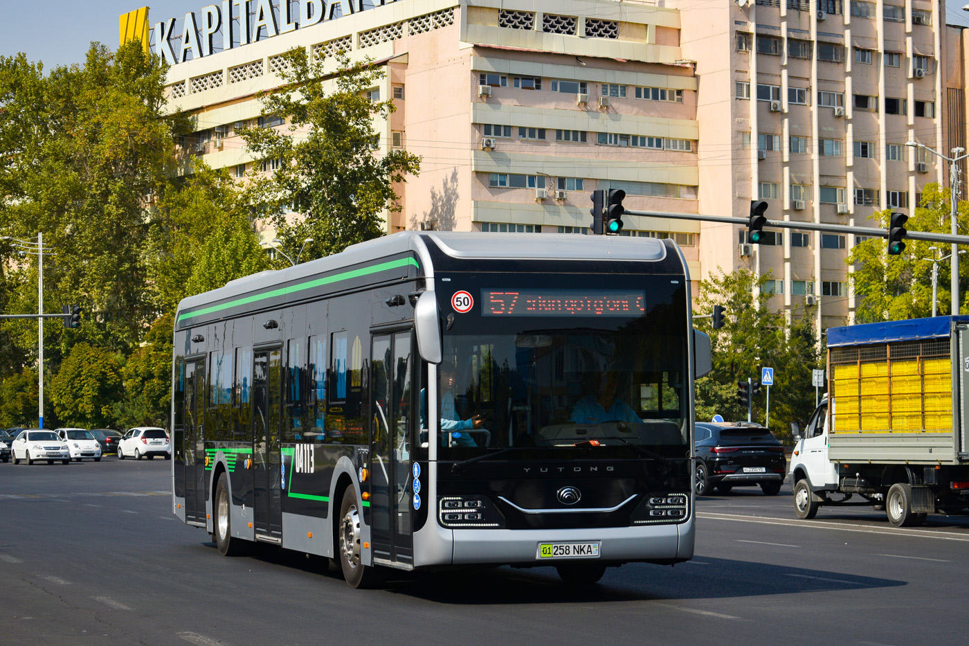 Tashkent, Yutong ZK6126BEVG № 04113