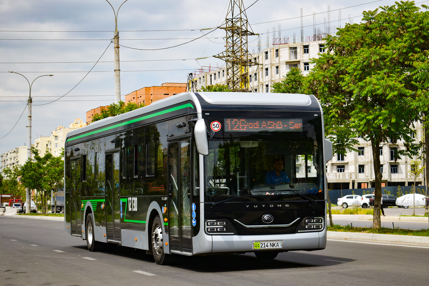 Tashkent, Yutong ZK6126BEVG č. 12130
