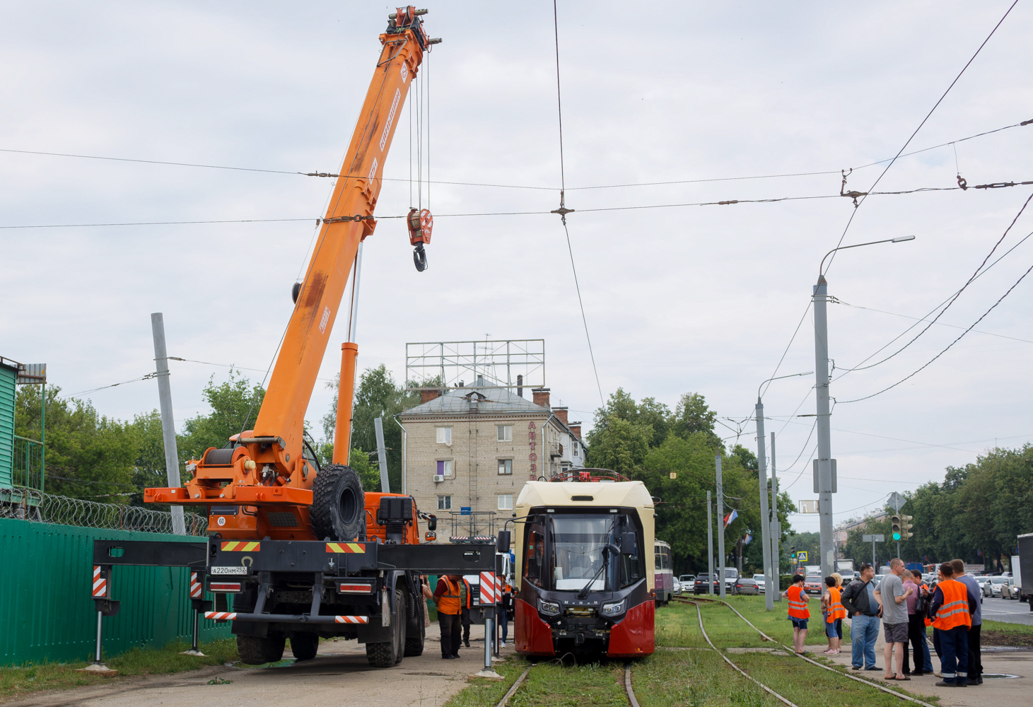 Нижний Новгород, БКМ Т811 «МиНиН» № 3805; Нижний Новгород — Происшествия Нижний Новгород, БКМ Т811 «МиНиН» № 3805; Нижний Новгород — Происшествия