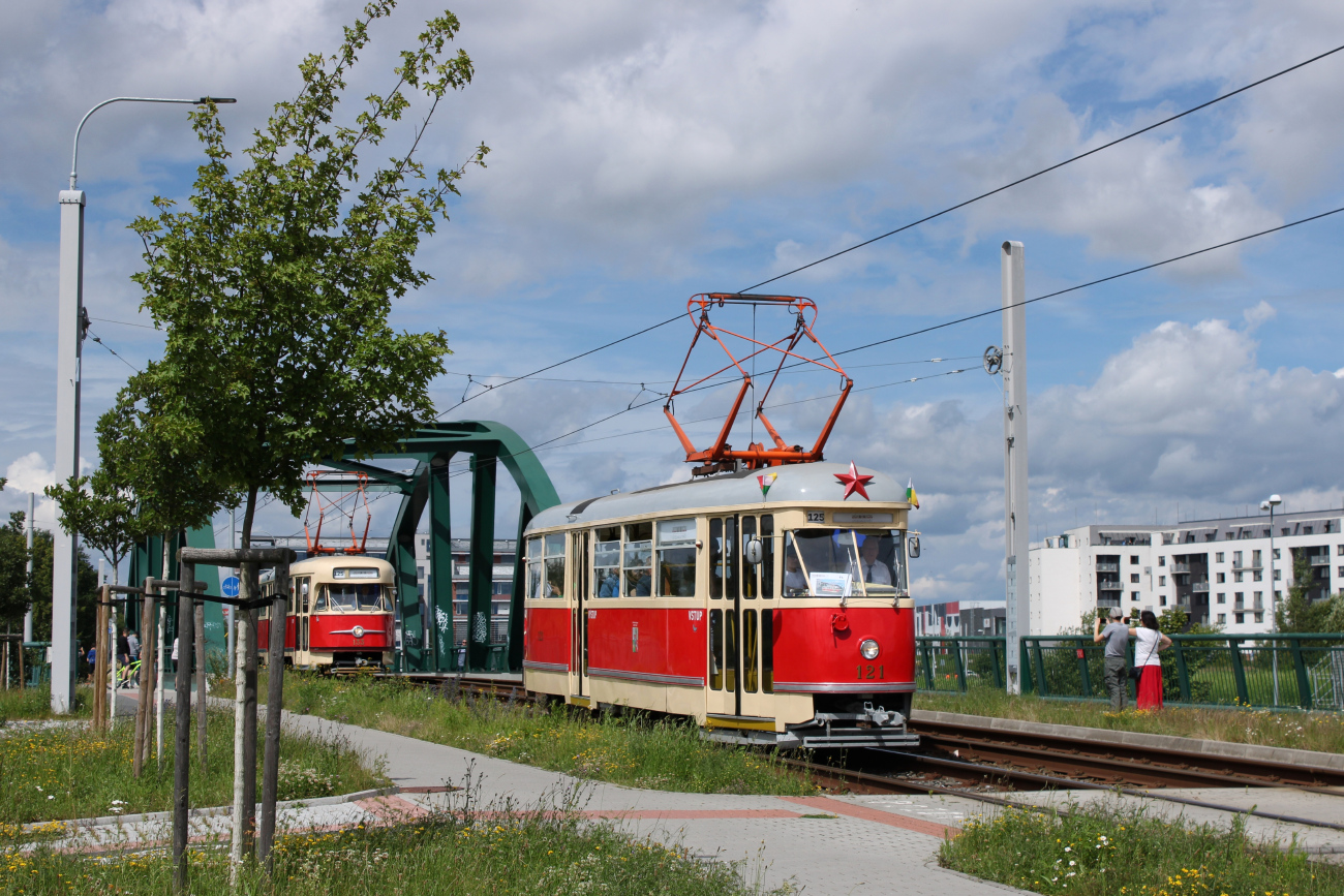 Пльзень, Tatra T1 № 121; Пльзень — Празднование 125-летия общественного транспорта в Пльзене Пльзень, Tatra T1 № 121; Пльзень — Празднование 125-летия общественного транспорта в Пльзене