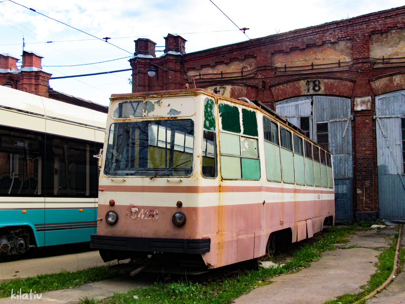 Санкт Петербург, ЛМ-68М № 5428