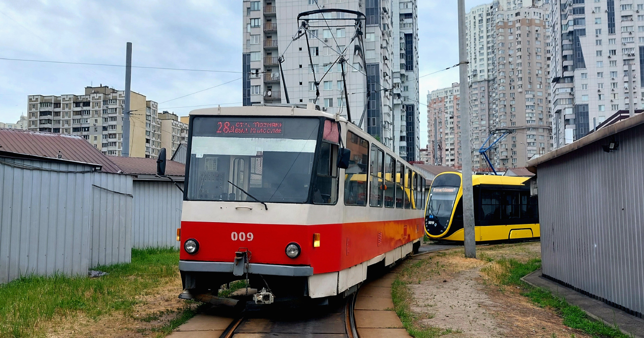 Киев, Tatra T6B5SU № 009
