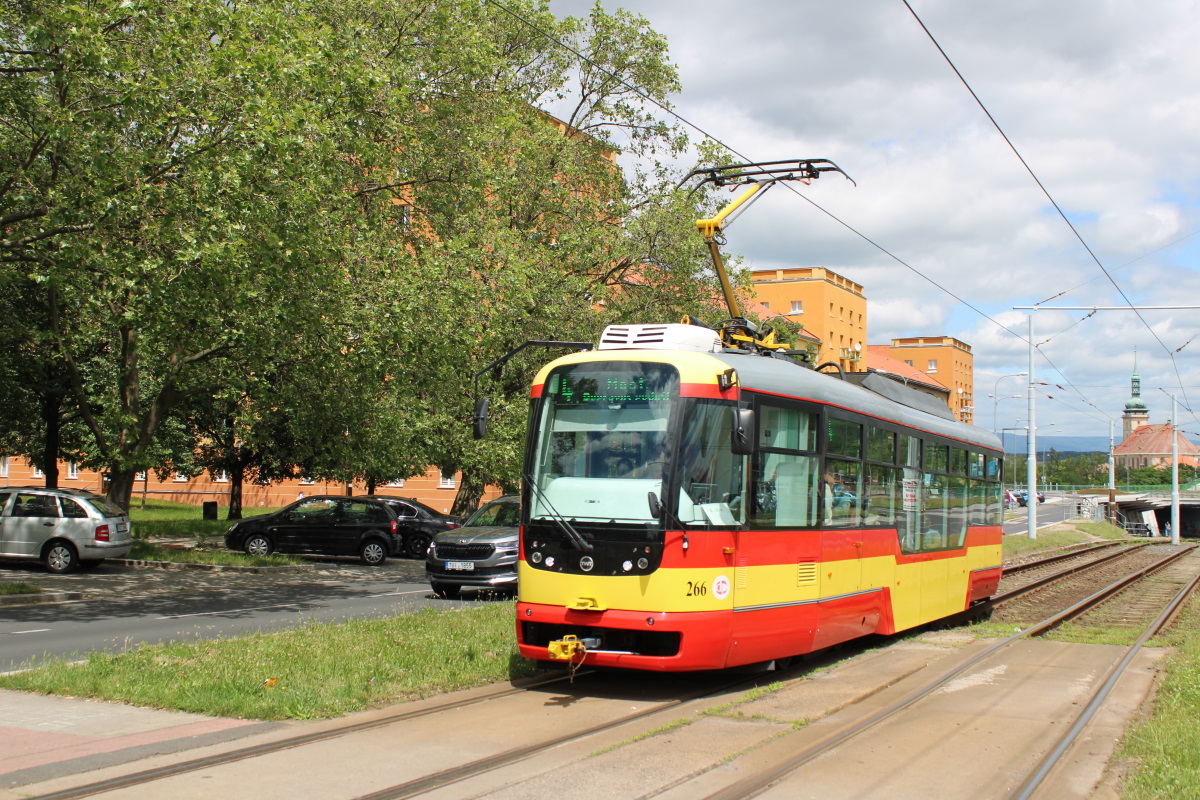 Мост ― Литвинов, Vario LFR.S № 266