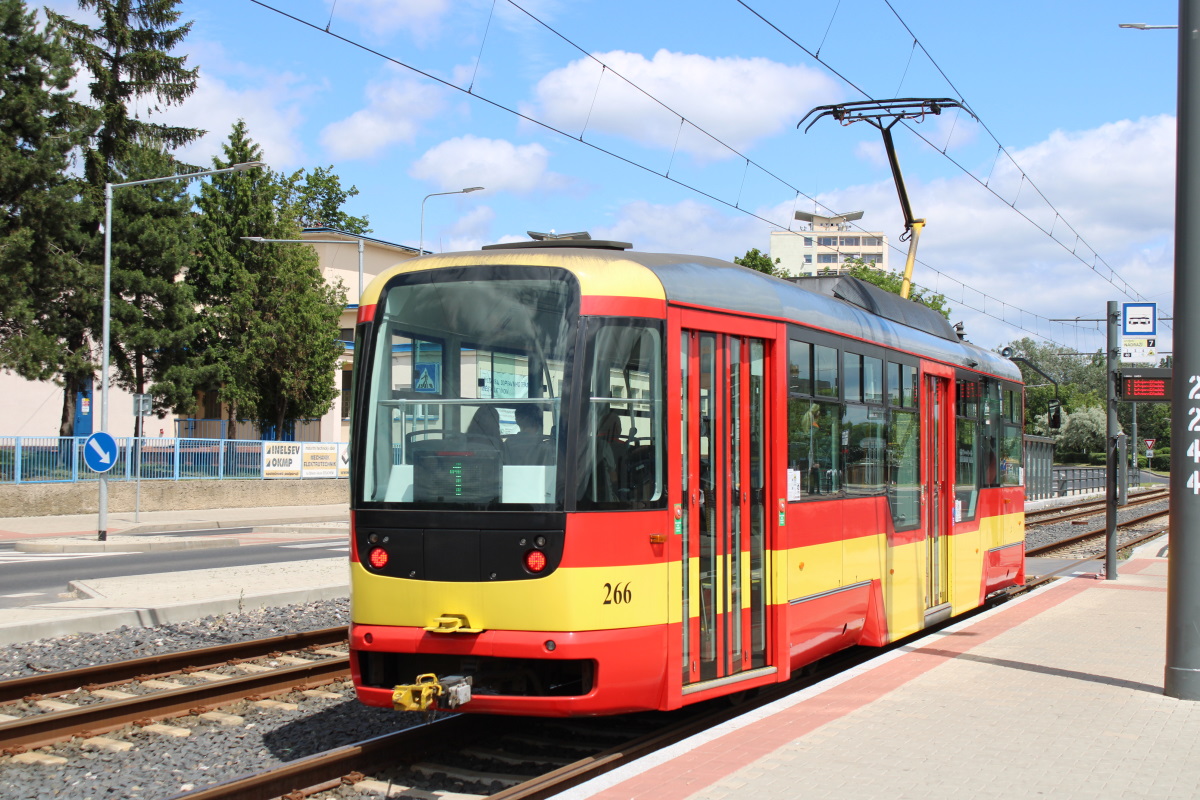 Most ― Litvínov, Vario LFR.S Nr 266