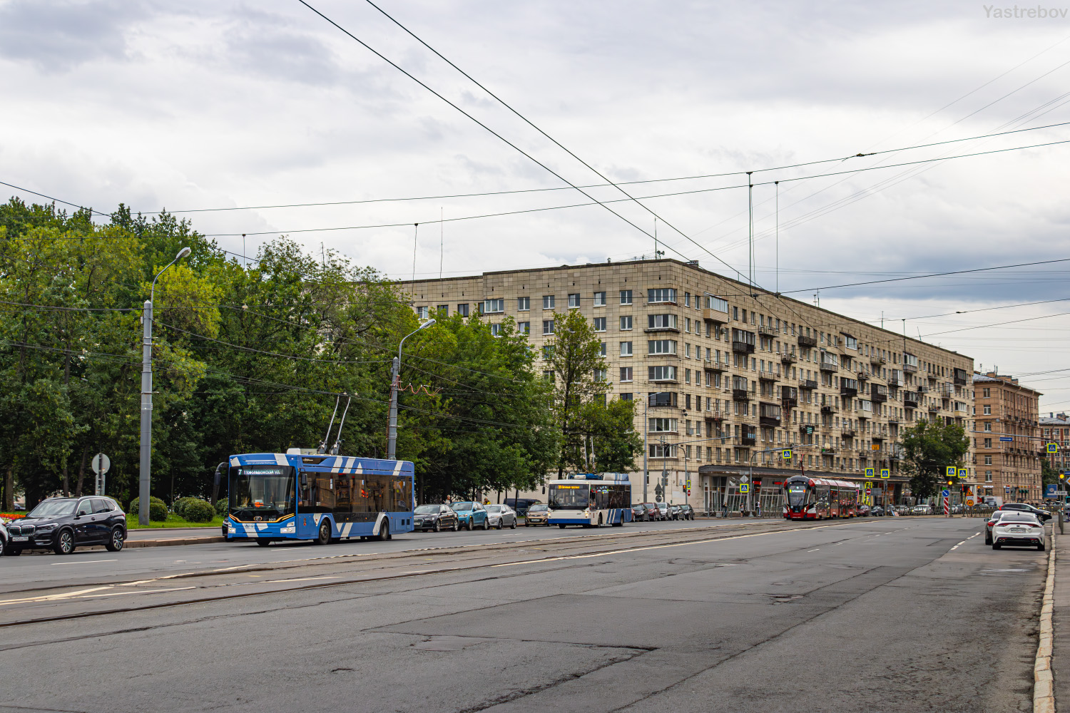 Sanktpēterburga, PKTS-6281.00 “Admiral” № 3217; Sanktpēterburga, Trolza-5265.00 “Megapolis” № 2509