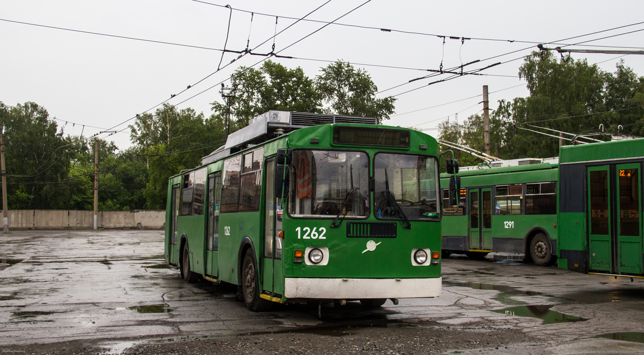 Novosibirsk, ST-682G Br. 1262