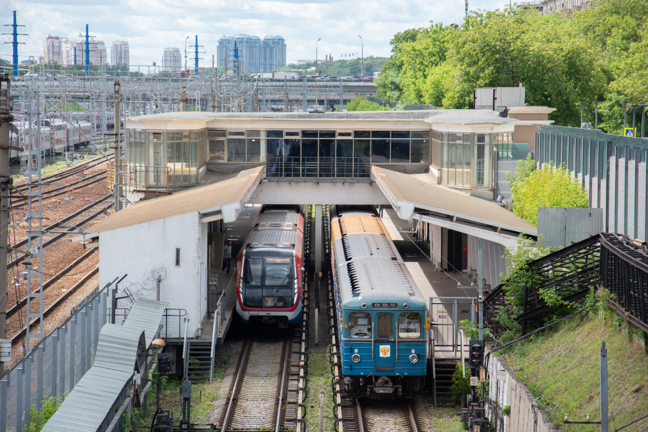Москва, Еж3 № 5824