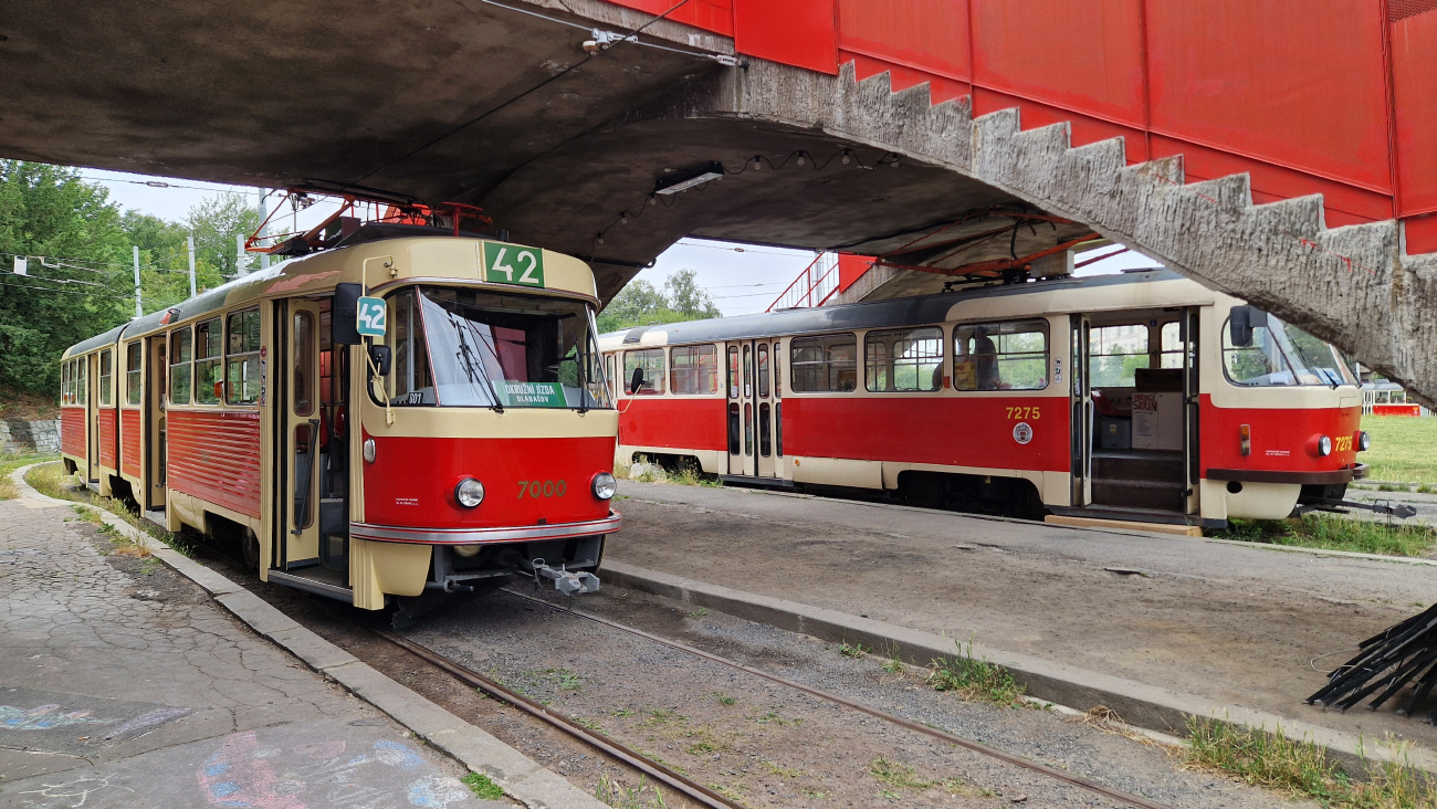 Прага, Tatra K2 № 7000
