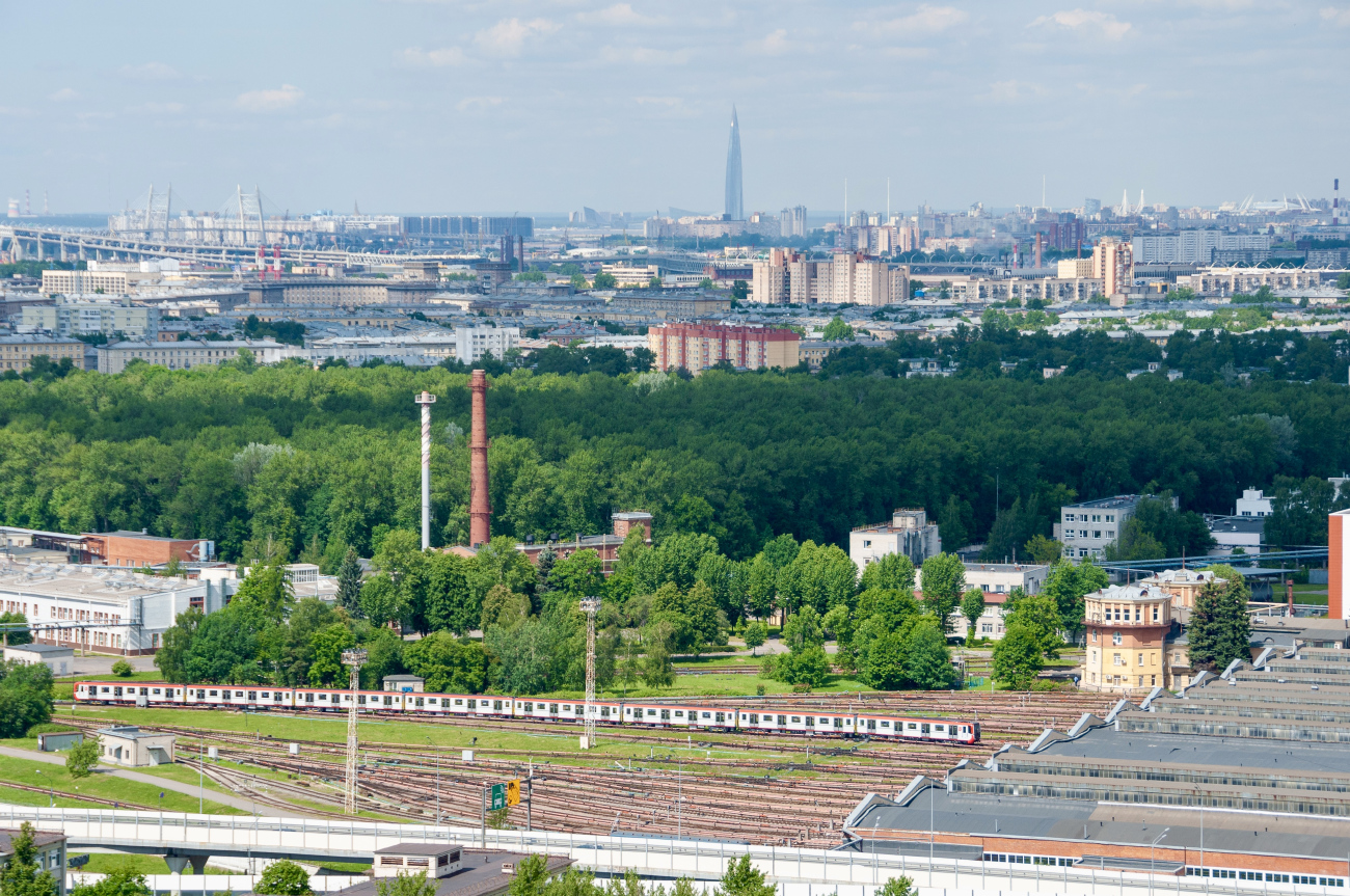 Санкт-Петербург — Метрополитен — Линия 1; Санкт-Петербург — Метрополитен — Подвижной состав — 81-725/726/727 «Балтиец»