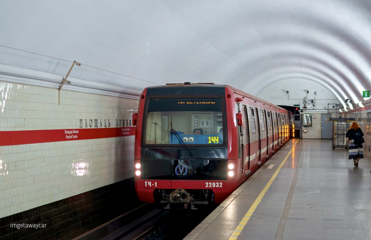 Saint-Petersburg, 81-722.1 č. 22032