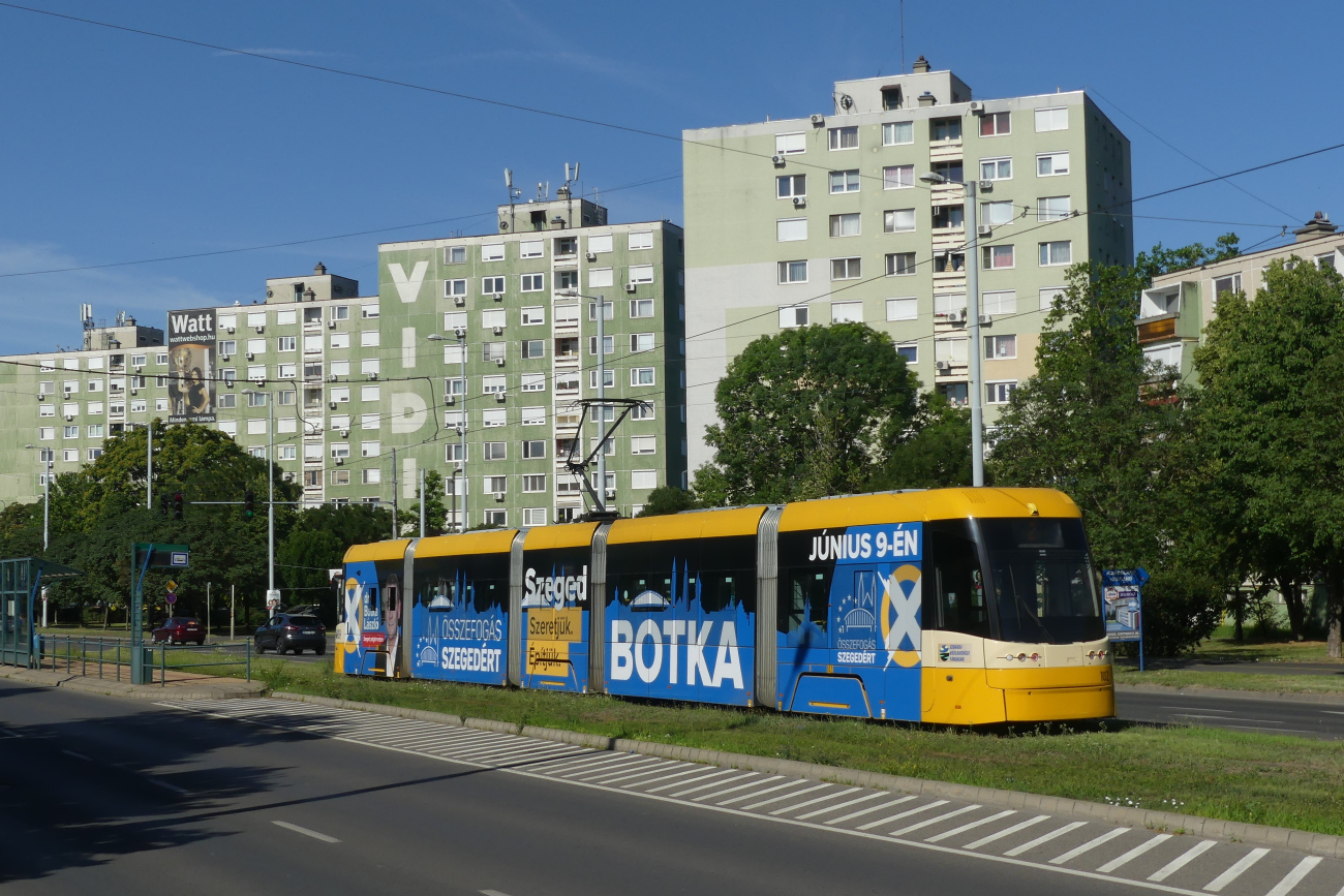 Szeged, PESA Swing 120Nb № 102
