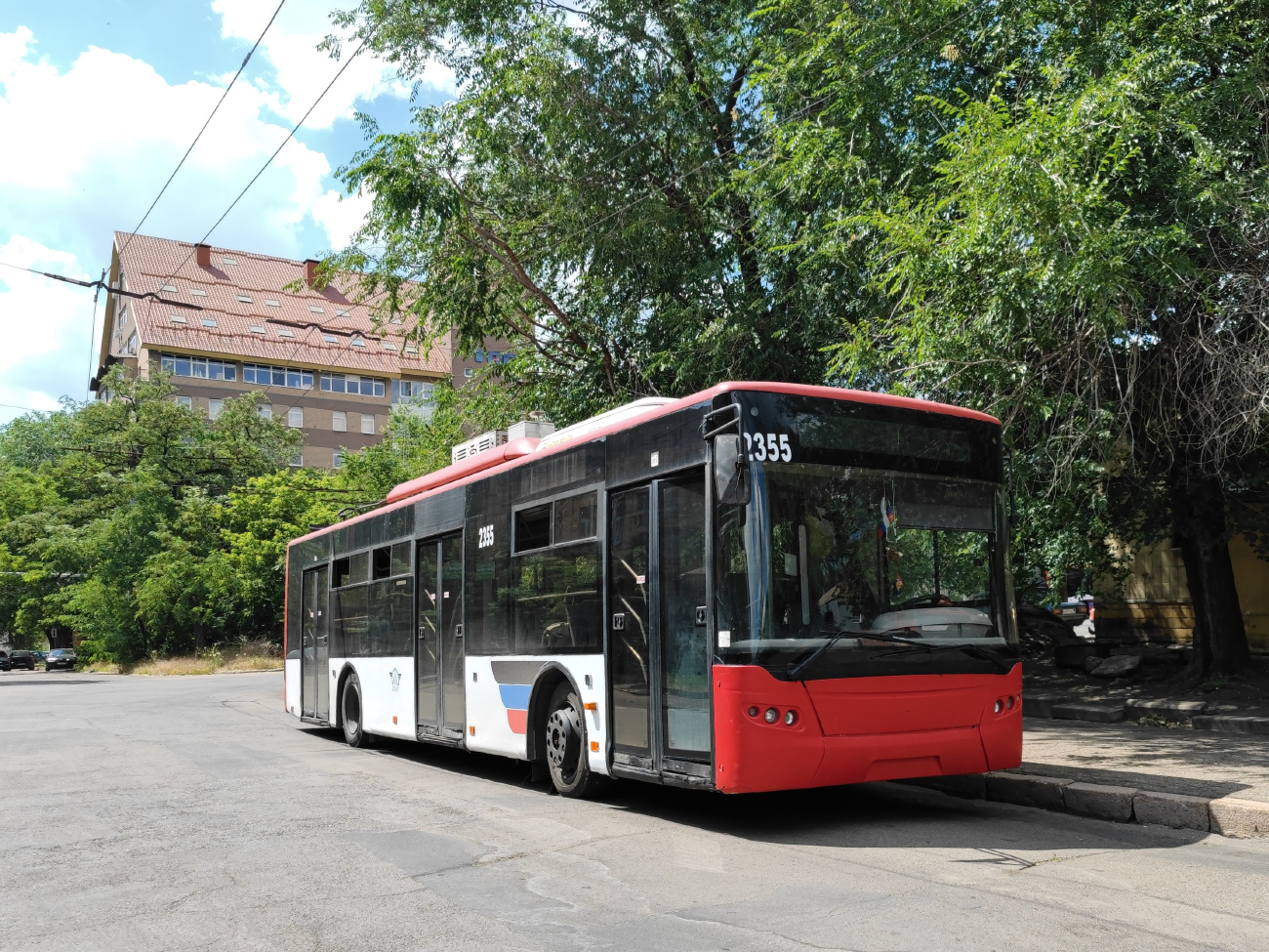 Донецк, ЛАЗ E183A1 № 2355