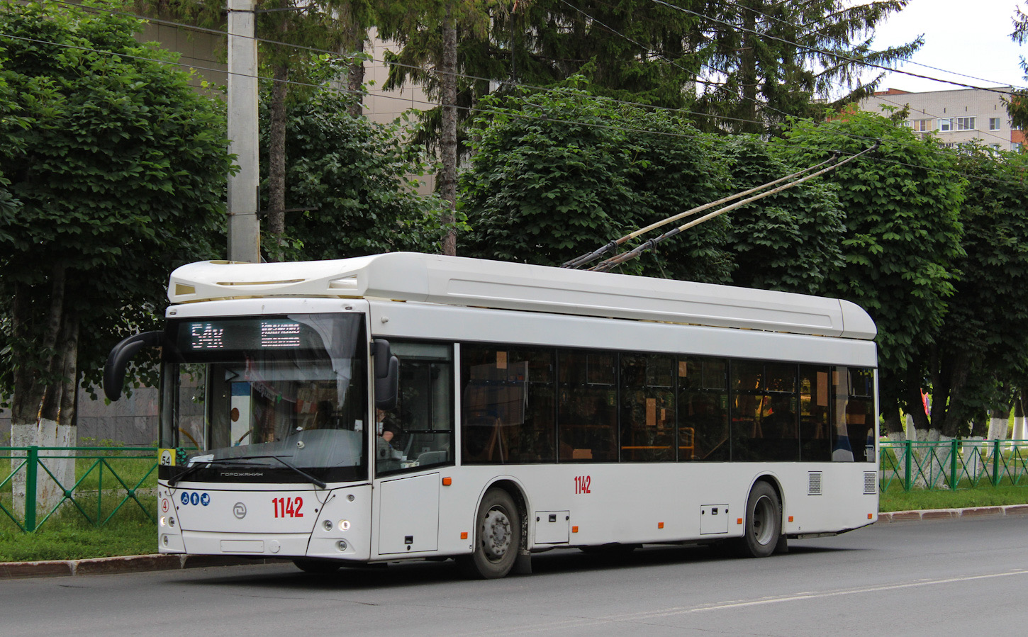 Новочебоксарск, УТТЗ-6241.01 «Горожанин» № 1142