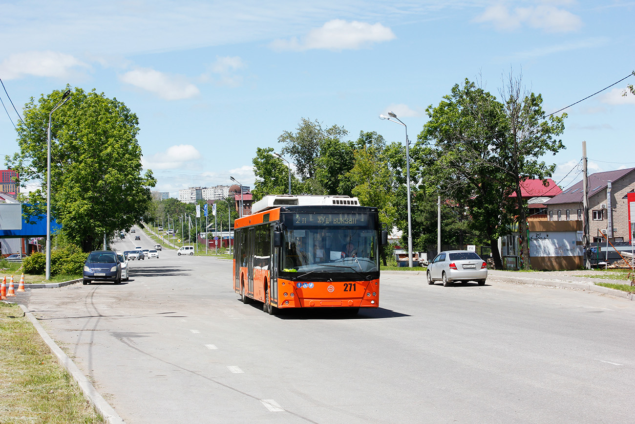 Хабаровск, УТТЗ-6241.01 «Горожанин» № 271