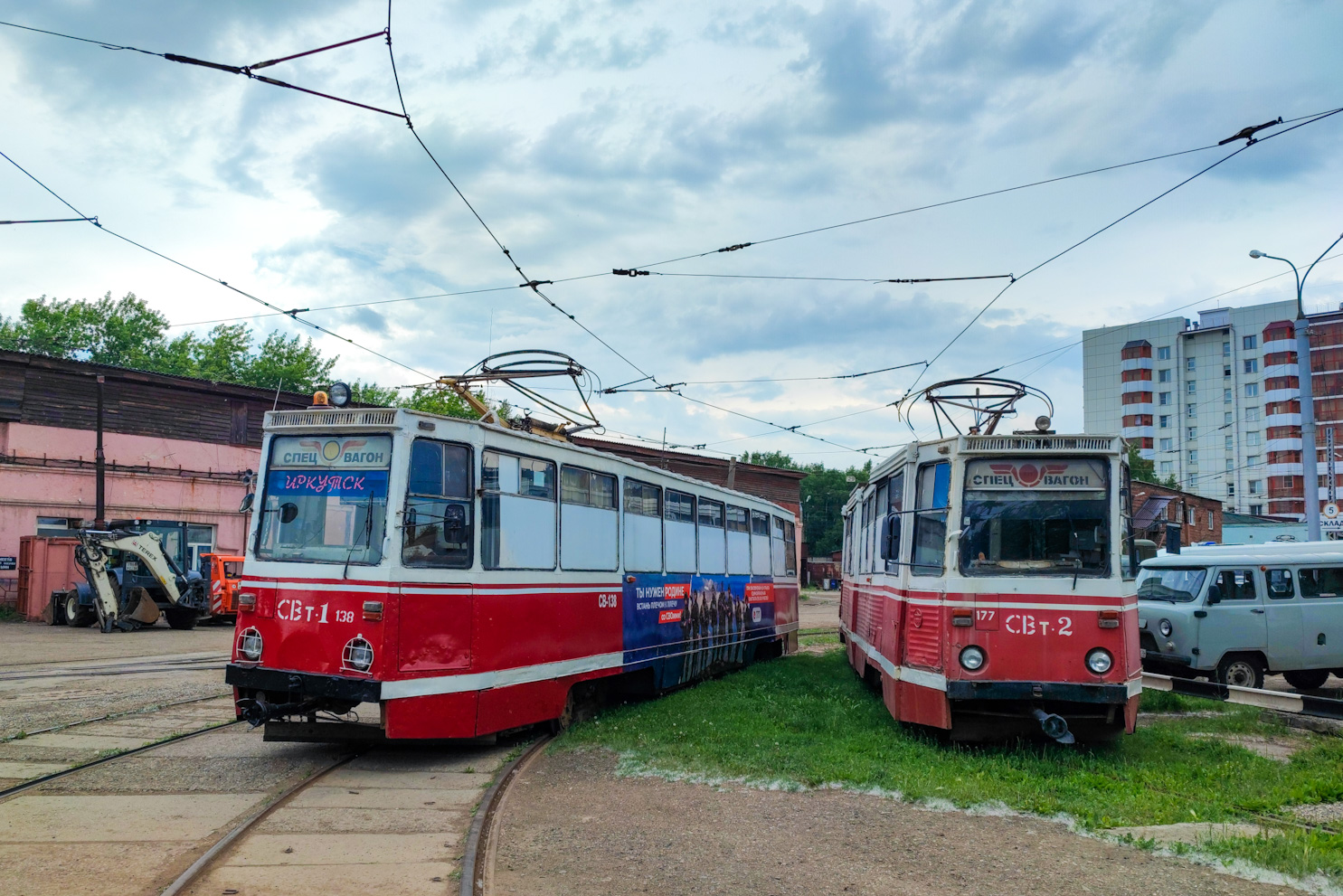 Иркутск, 71-605 (КТМ-5М3) № СВт-1 (138); Иркутск, 71-605 (КТМ-5М3) № СВт-2 (177)