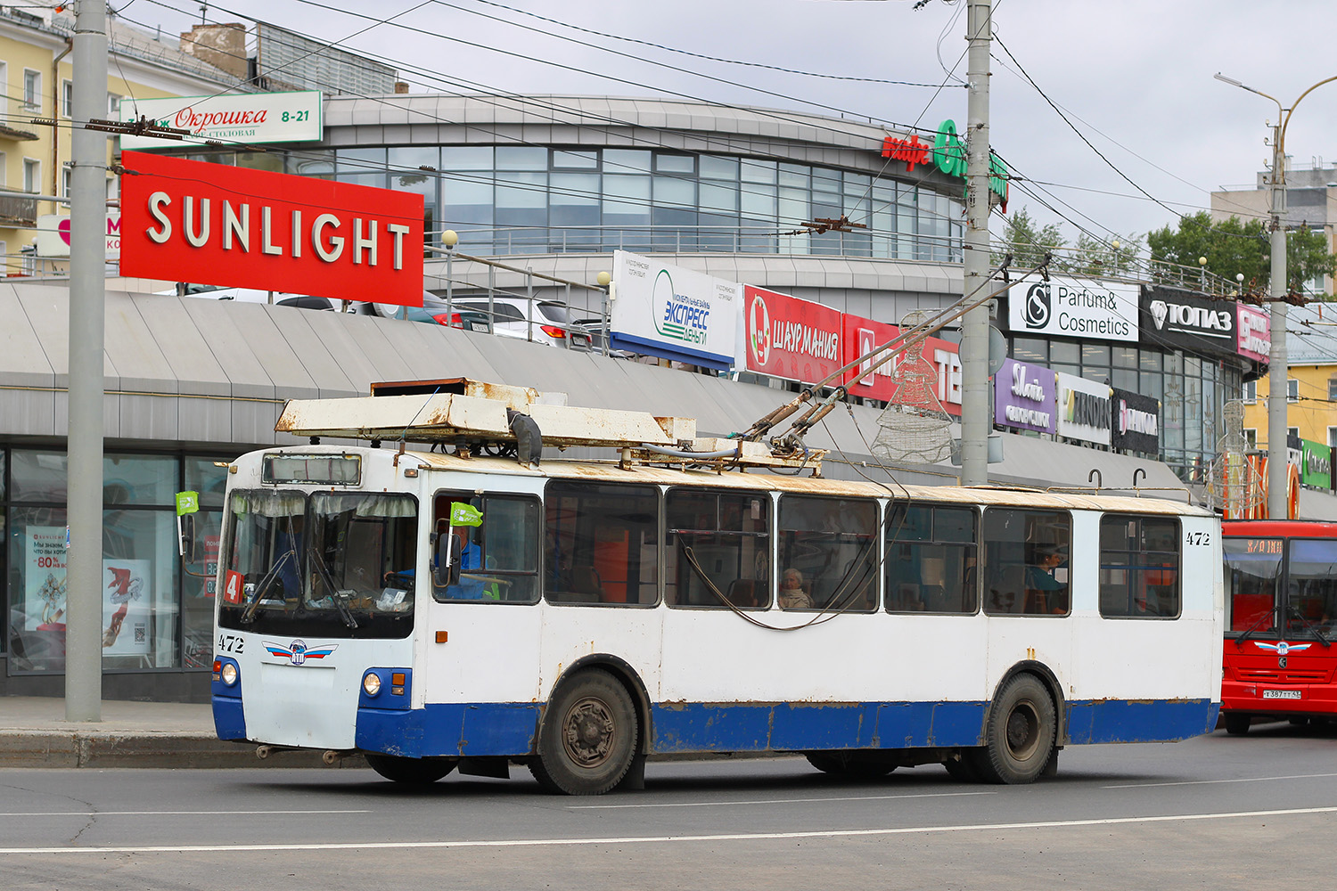 Киров, ЗиУ-682 КР Иваново № 472