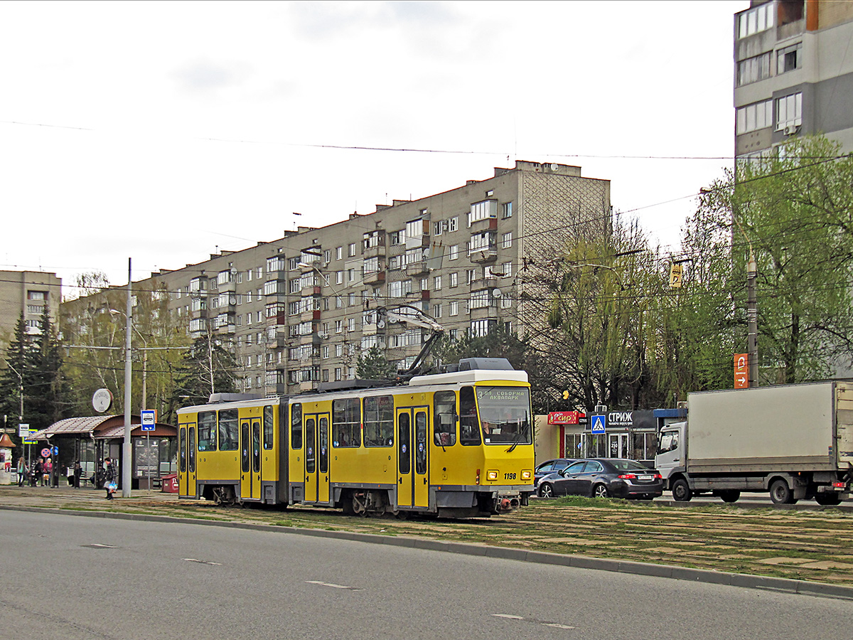 Львов, Tatra KT4DM № 1198