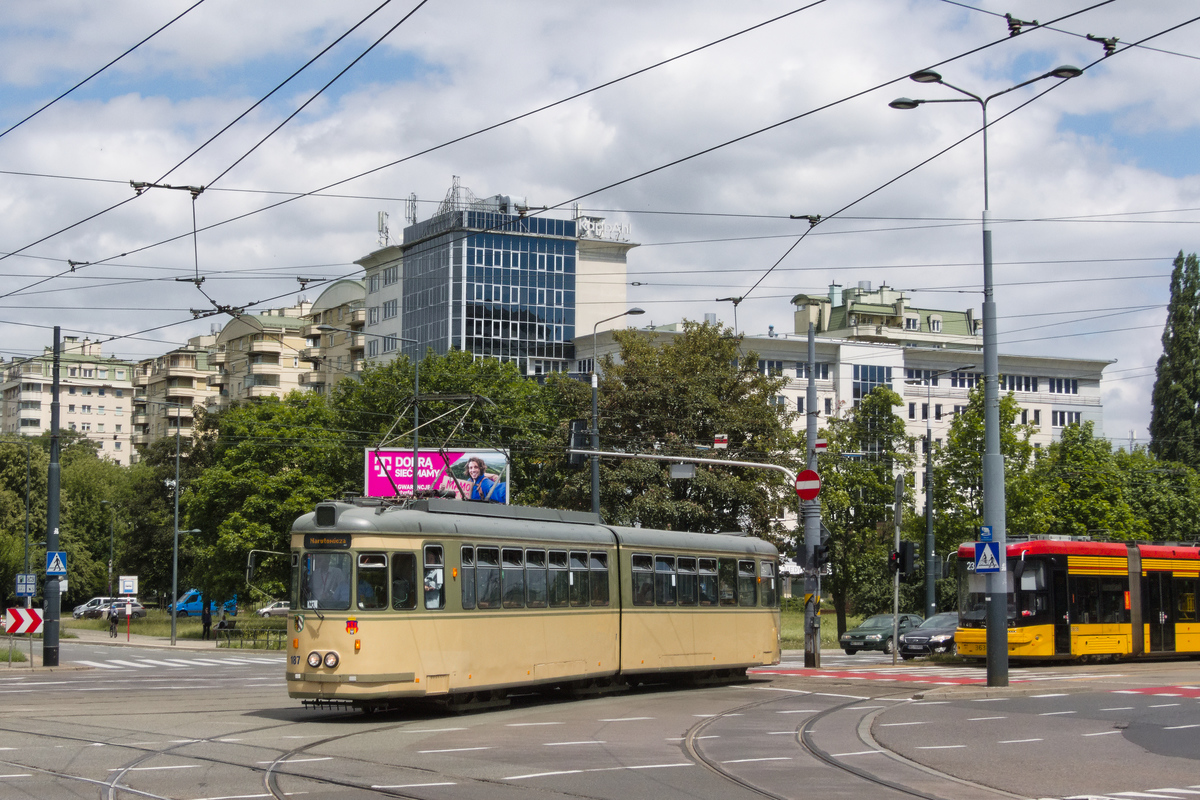 Varšava, MAN GT6 č. 187
