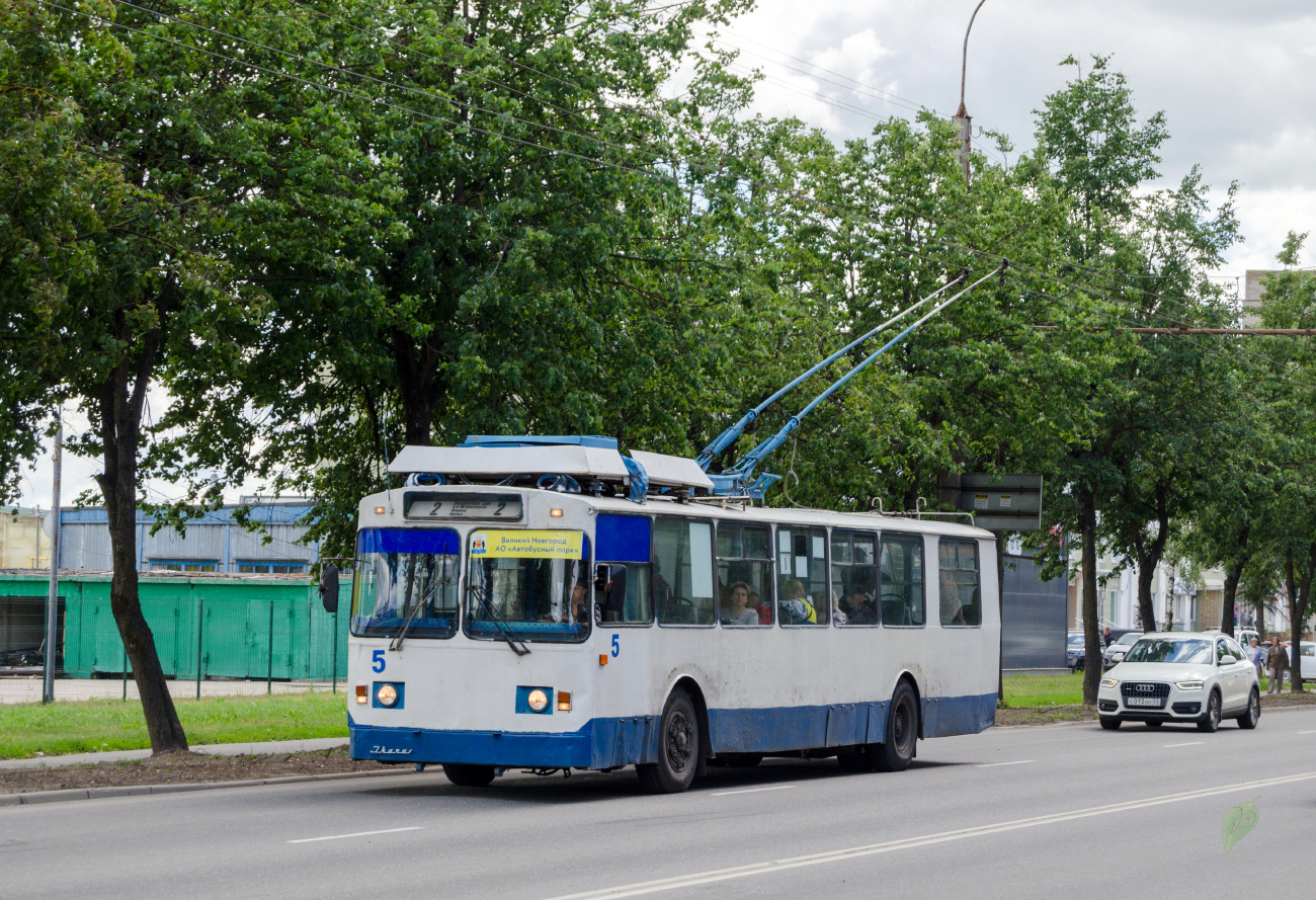 Великий Новгород, ЗиУ-682 КР Иваново № 5