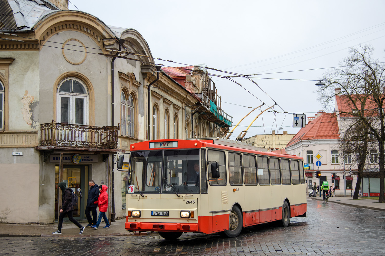 Vilnius, Škoda 14Tr13/6 č. 2645; Vilnius — Unplanned service disruptions, accidents