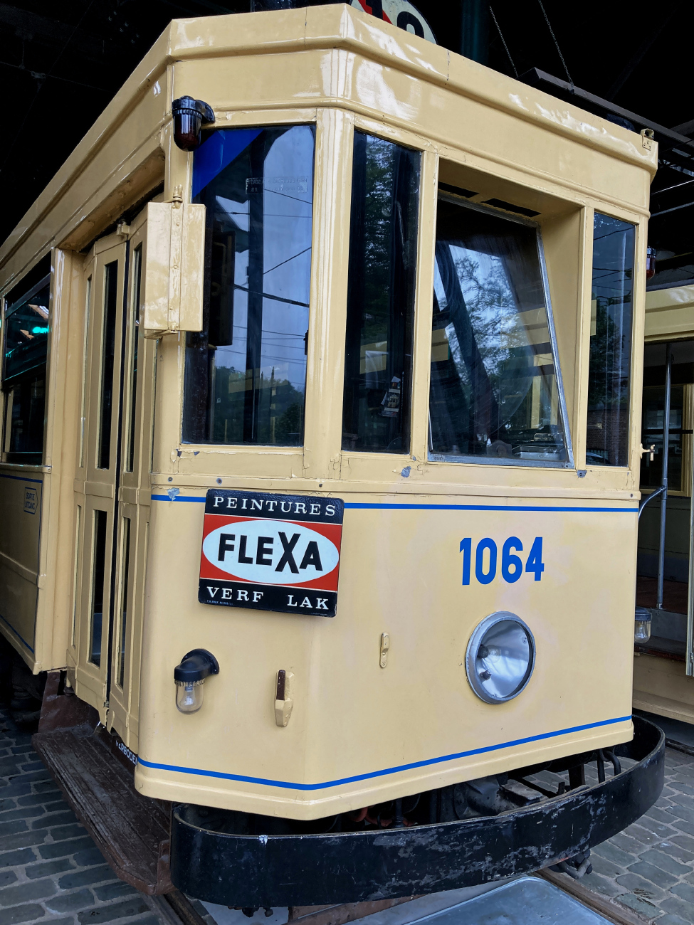 Брюссель, T. B. Standard моторный № 1064