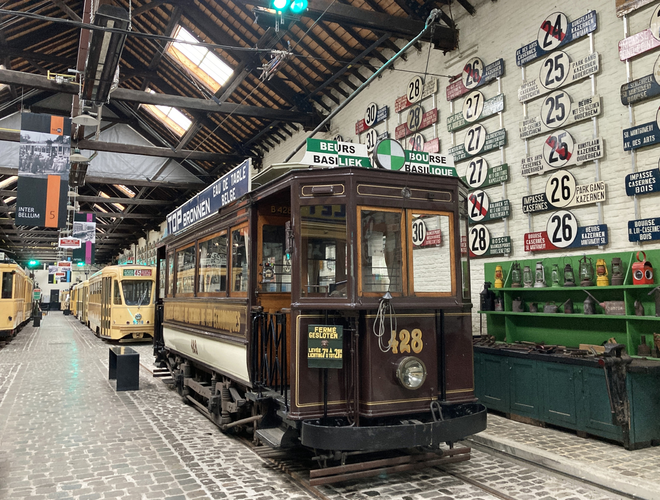 Брюссель, Двухосный моторный Nivelles № 428