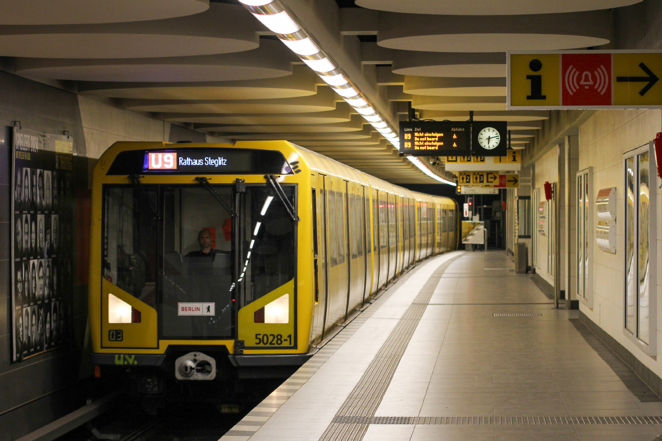 Берлин, BVG H01 № 5028-1