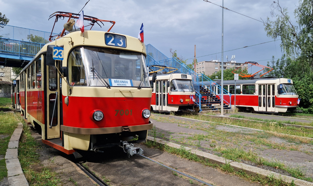 Прага, Tatra T3SU № 7001