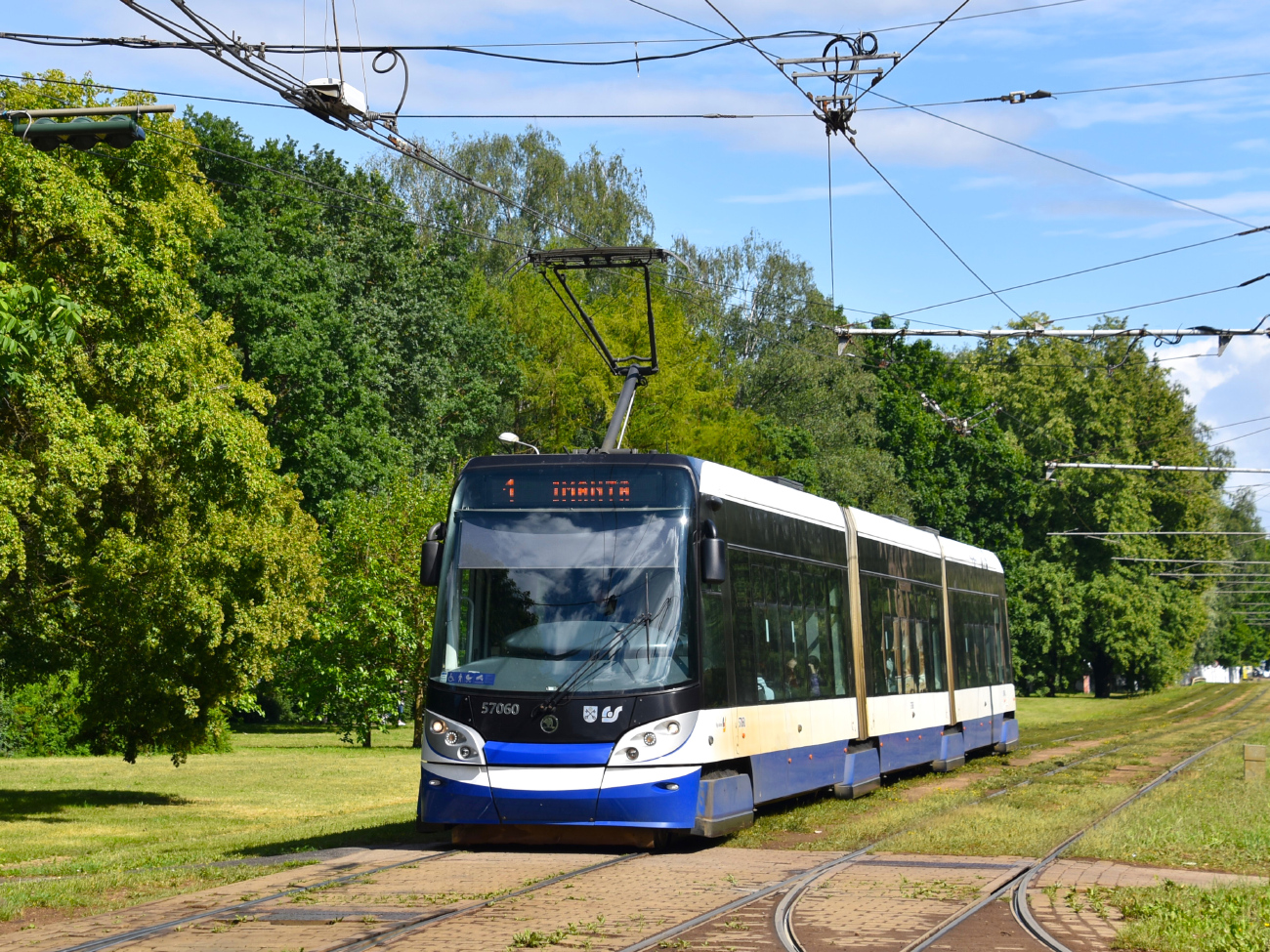 Рига, Škoda 15T ForCity Alfa Riga № 57060