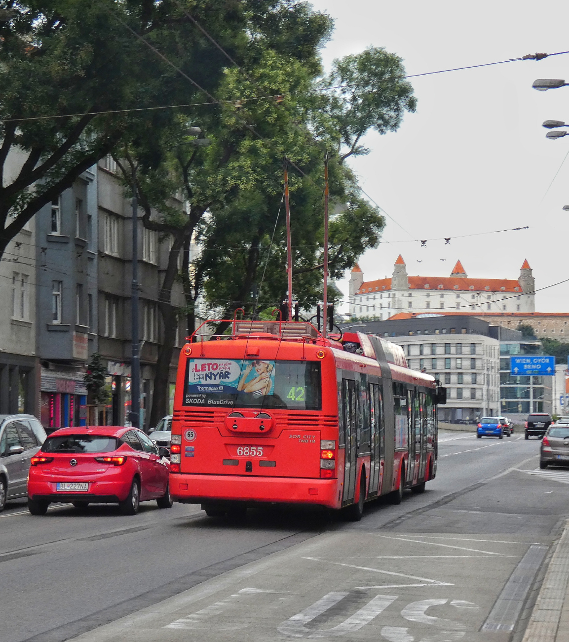 Bratislava, Škoda 31Tr SOR № 6855