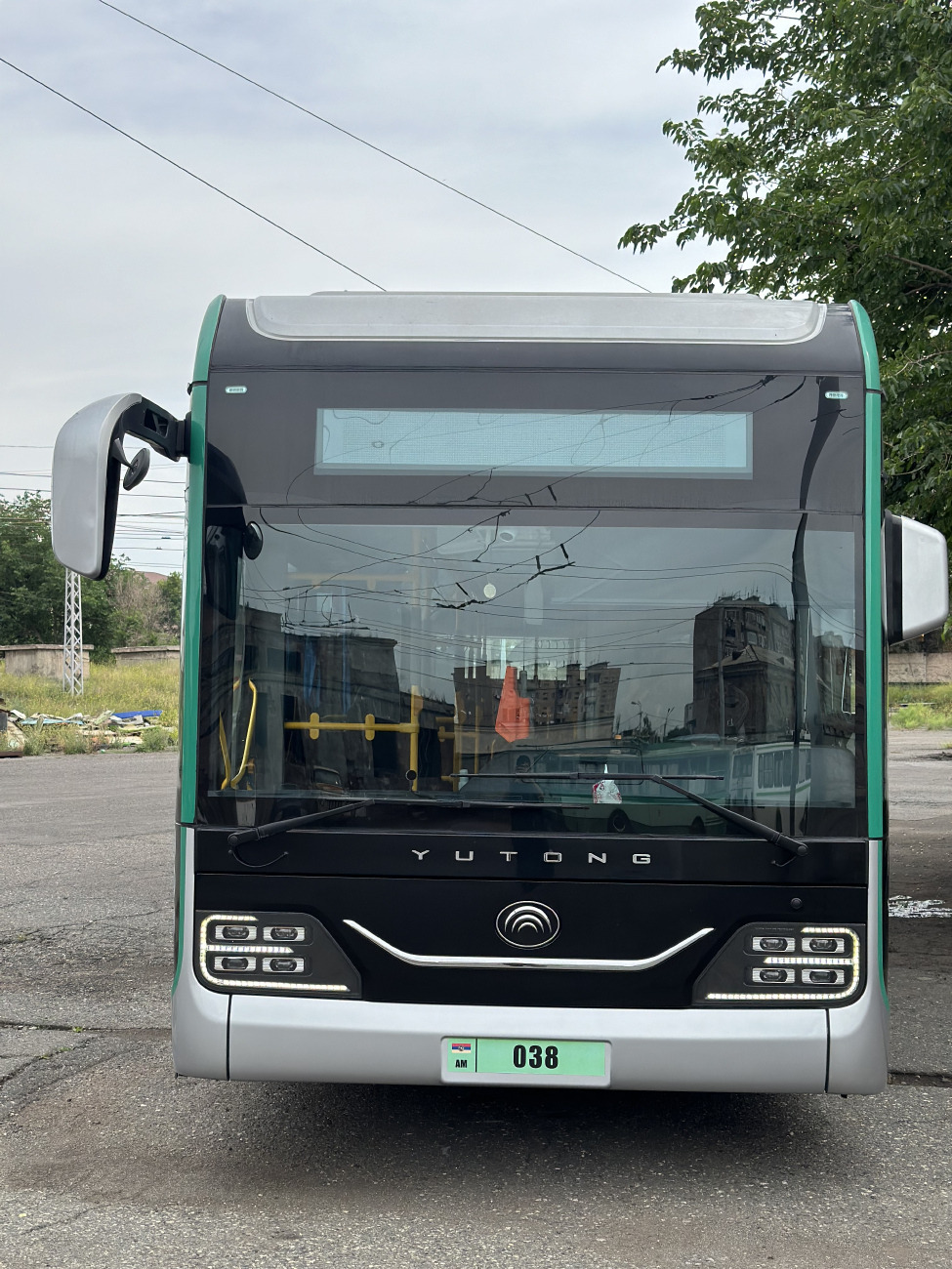 Єреван, Yutong ZK6128BEVG № 038