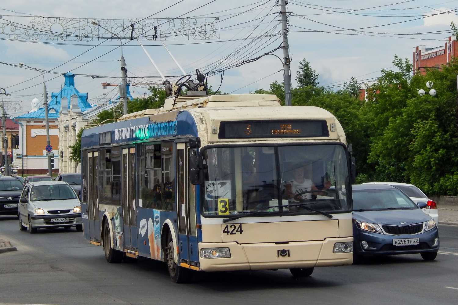 Томск, БКМ 321 № 424