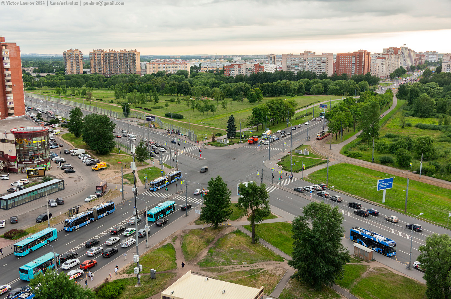 სანქტ-პეტერბურგი — Tram lines and infrastructure; სანქტ-პეტერბურგი — Trolleybus lines and infrastructure
