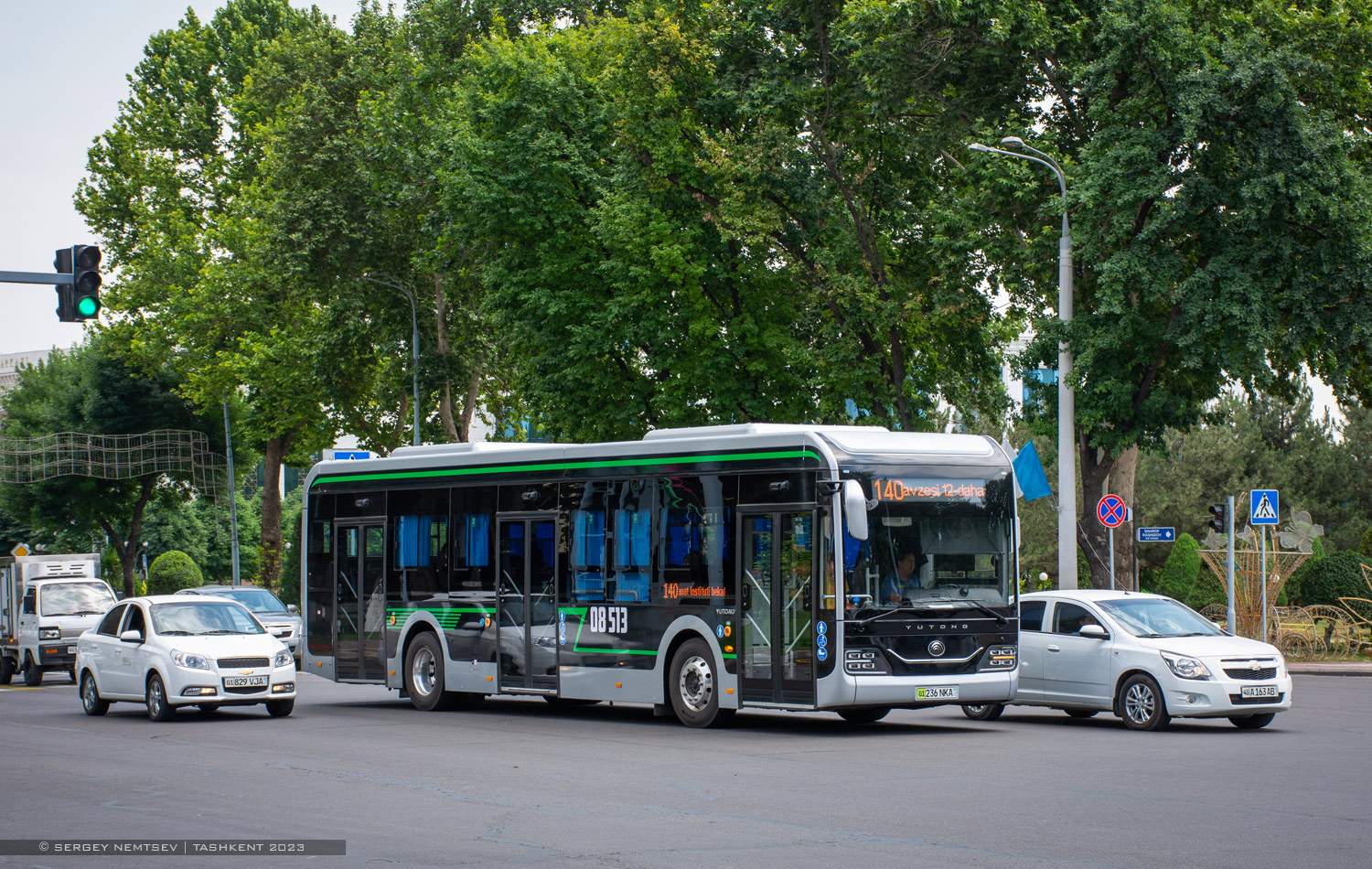 Ташкент, Yutong ZK6126BEVG № 08513