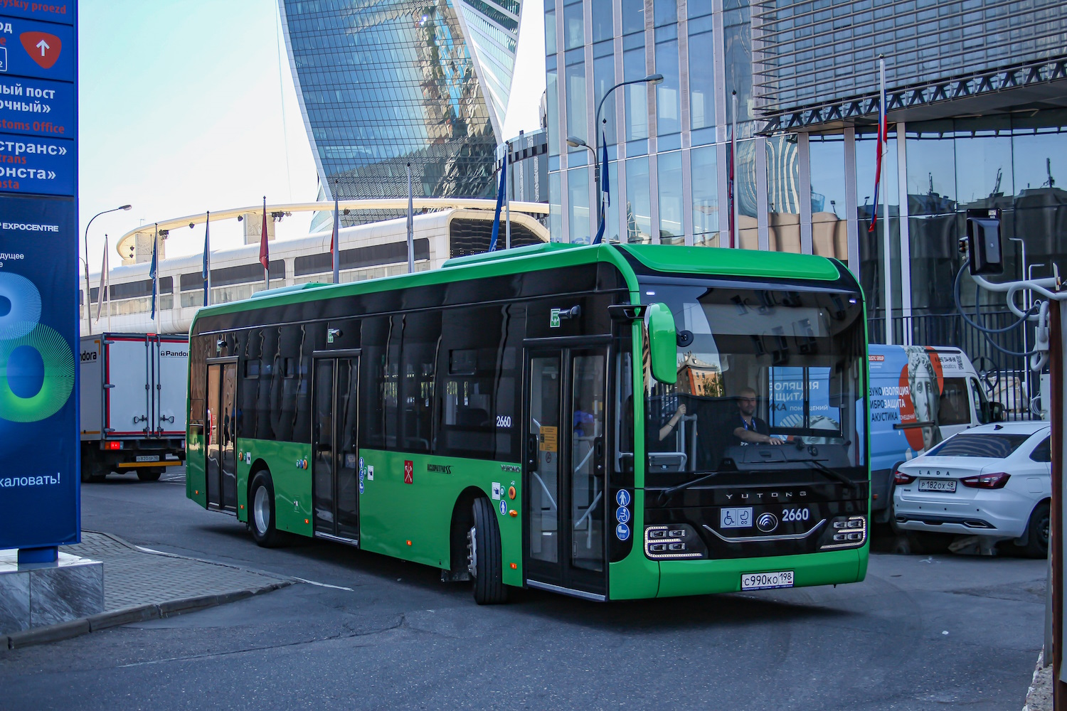 Санкт-Петербург, Yutong ZK6126BEVG № 2660; Москва — ЭлектроТранс – 2024