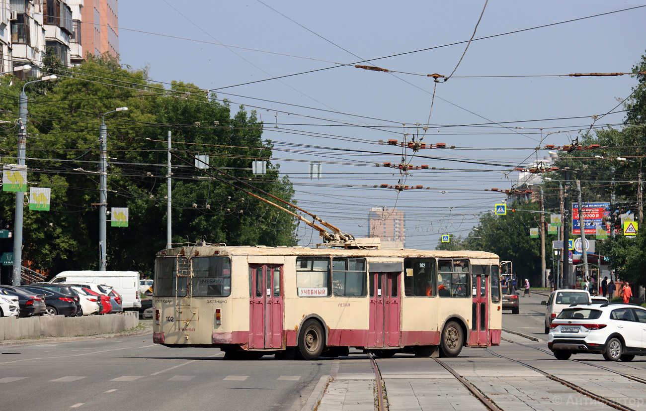 Челябинск, ЗиУ-682Г [Г00] № 102