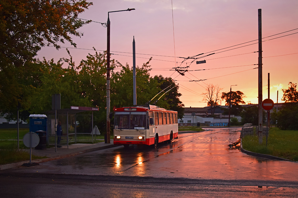 Vilnius, Škoda 14Tr11/6 Br. 2563