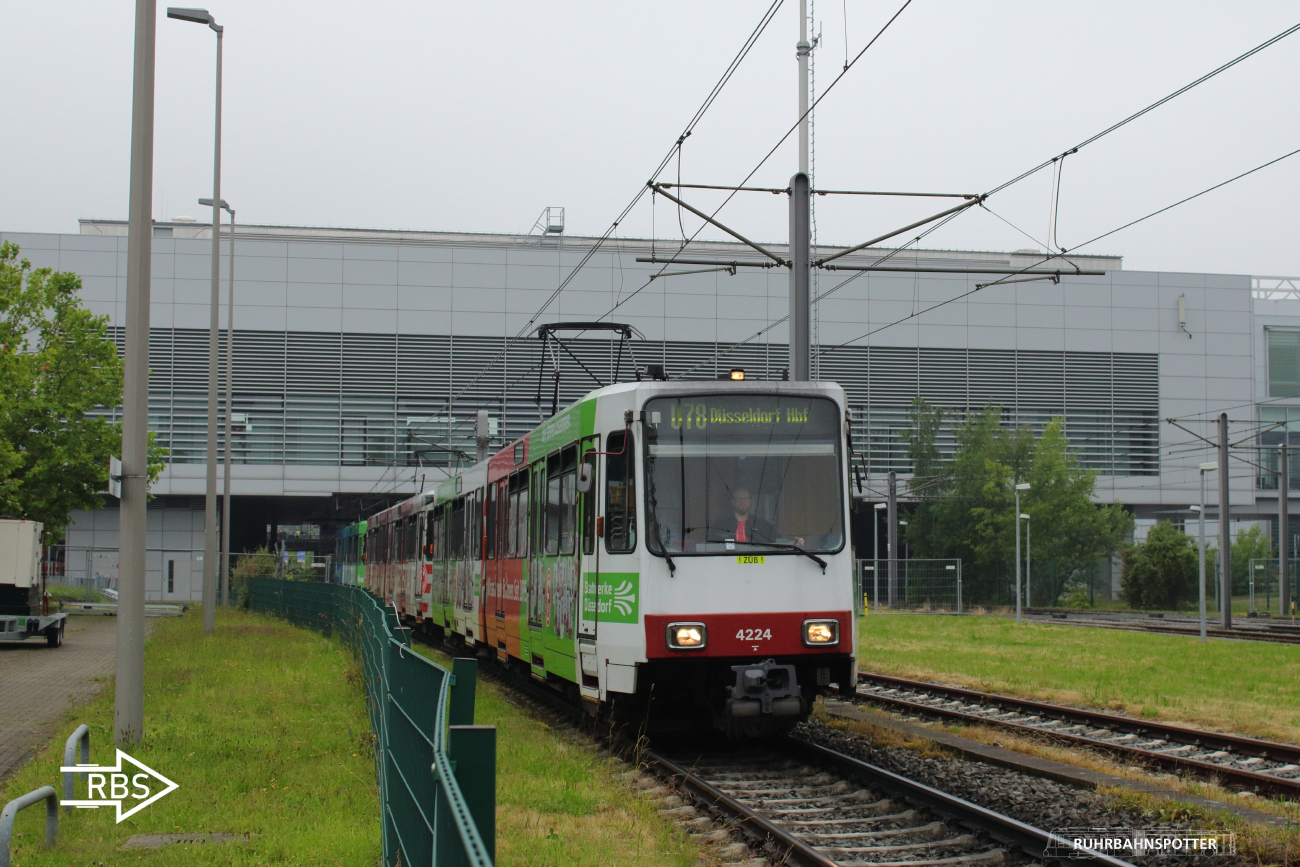Дюссельдорф, Duewag B80D № 4257; Дюссельдорф, Duewag B80D № 4224