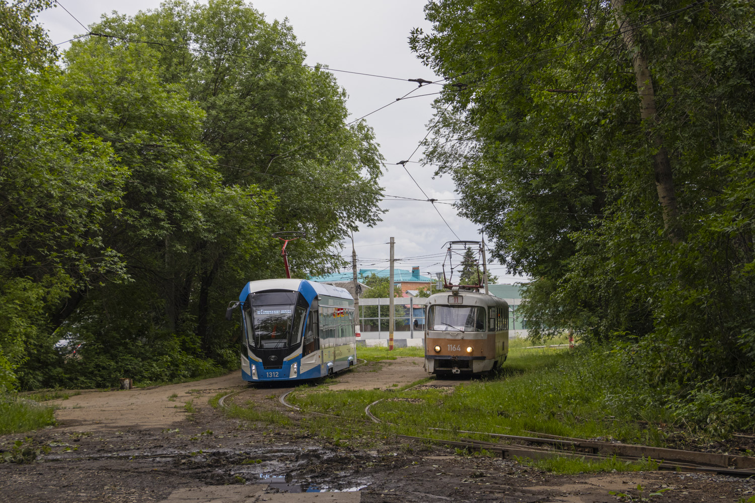Uljanovszk, 71-911EM “Lvyonok” — 1312; Uljanovszk, Tatra T3SU — 1164