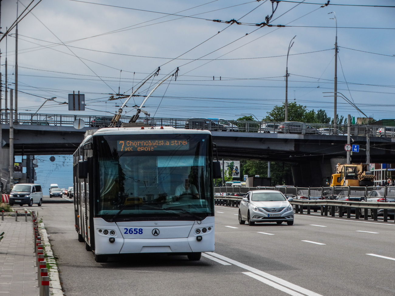 კიევი, LAZ E301D1 № 2658