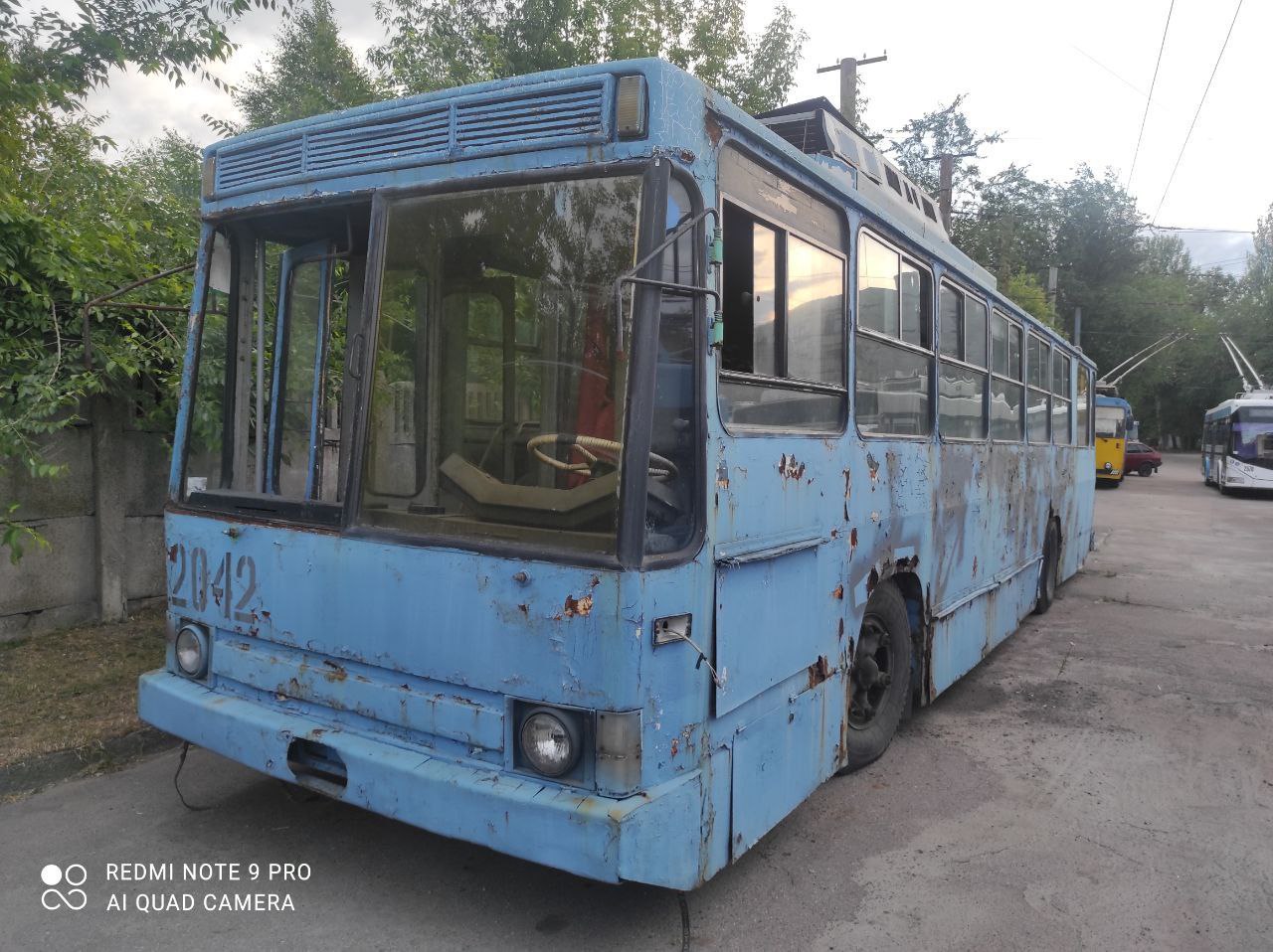 Днепр, ЮМЗ Т1Р (Т2П) № 2042 Днепр, ЮМЗ Т1Р (Т2П) № 2042
